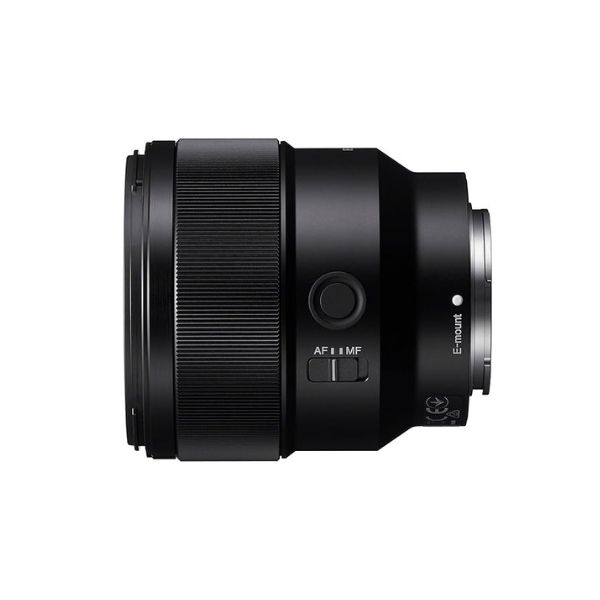 SEL85F18