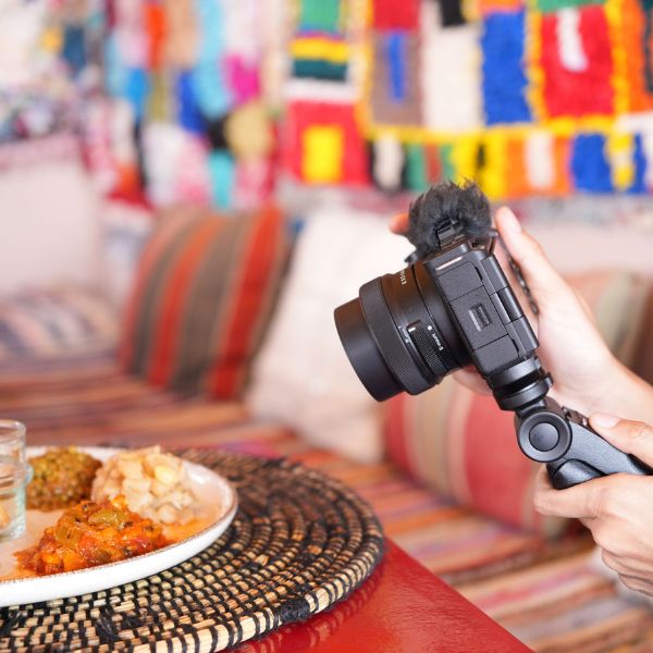 ZVE10M2K (+kit 16-50mm)